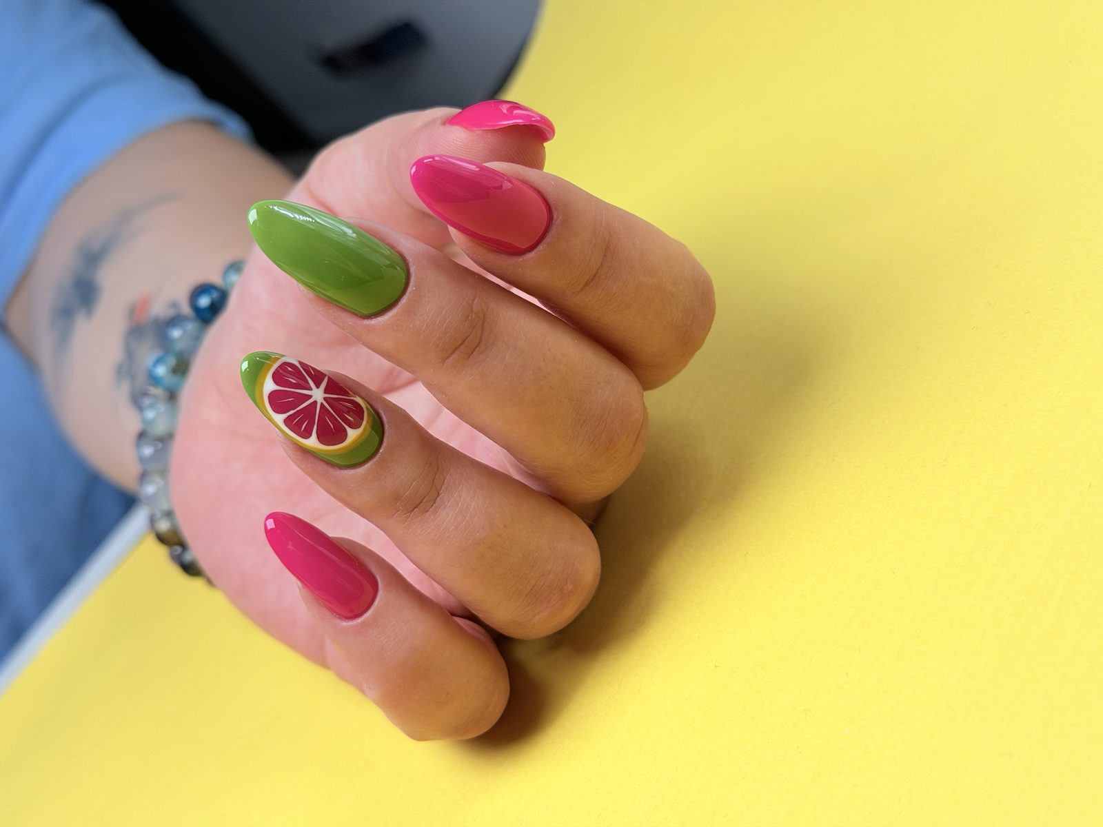 Miray Nail Bar tırnak bakım uygulaması
