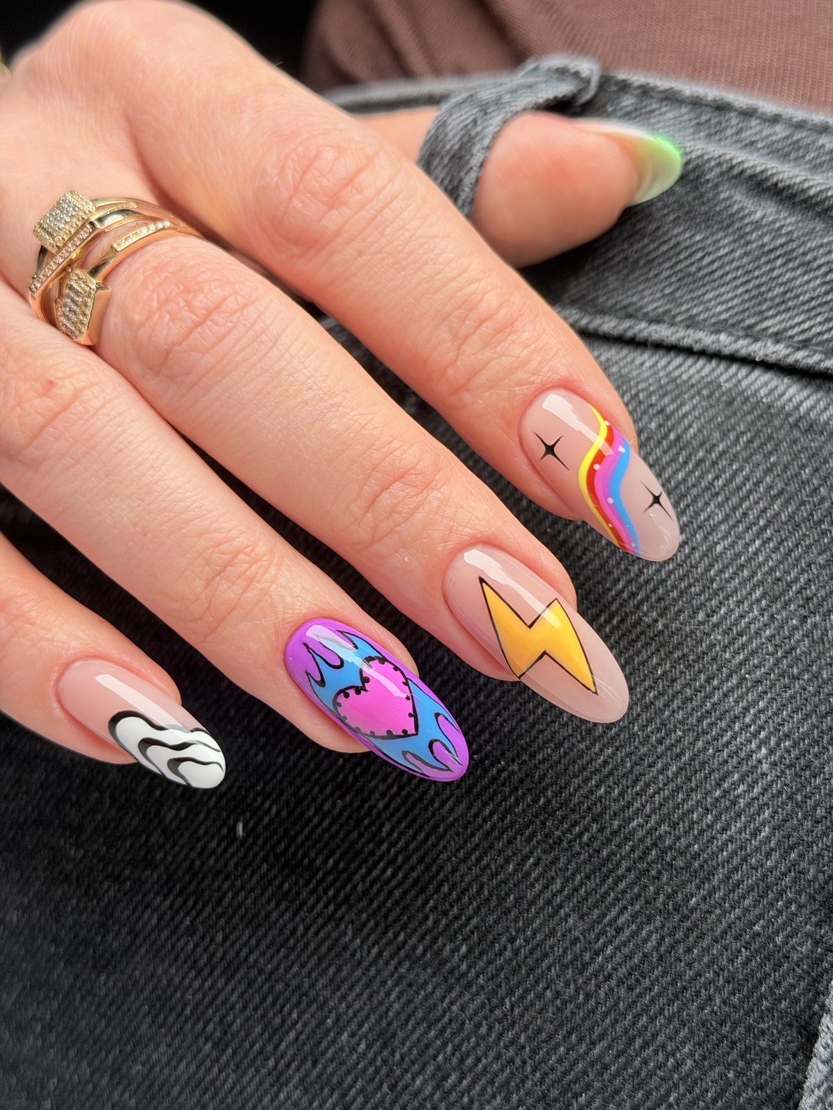 Miray Nail Bar tırnak bakım uygulaması