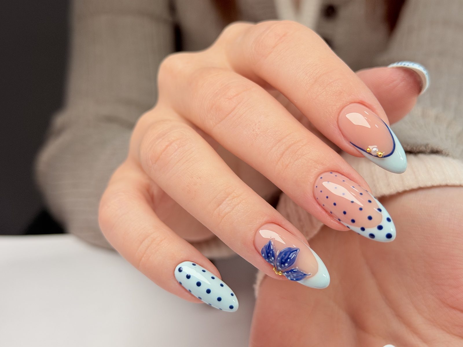 Miray Nail Bar tırnak bakım uygulaması