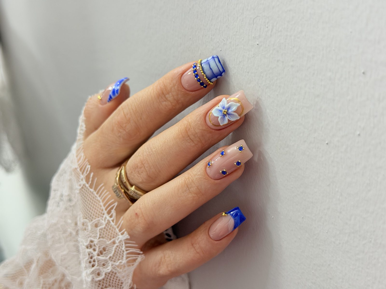 Miray Nail Bar tırnak bakım uygulaması
